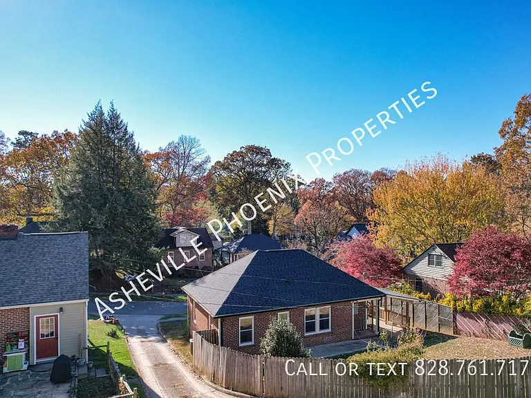 8 Enka Oak St — Photo 21