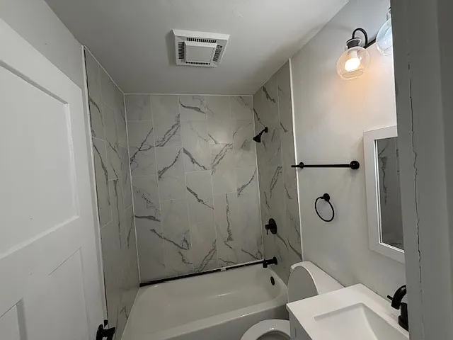 415 Union St #5 — Photo 3