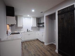 2726 6th Ave N, Texas City, TX 77590