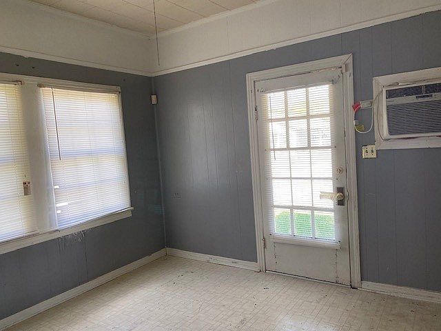 2nd image of 1212 Academy St