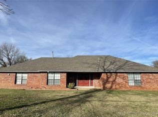 8323 E 9th St, Tulsa, OK 74112