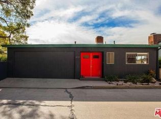 3221 Fernwood Ave, Los Angeles, CA 90039