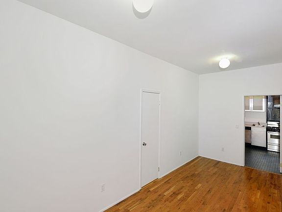 5th image of 255 W 15th St APT 18