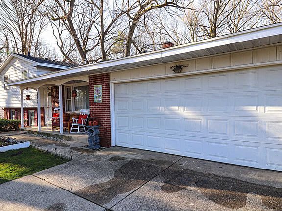 2nd image of 4835 Poinsettia Ave SE