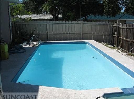 2nd image of 1901 Blue Heron Way