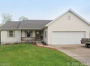 9855 Ten Mile Rd NE, Rockford, MI 49341