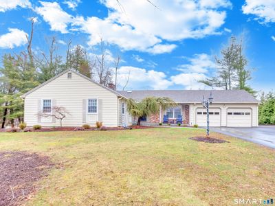 19 Surrey Lane, Branford, CT, 06405
