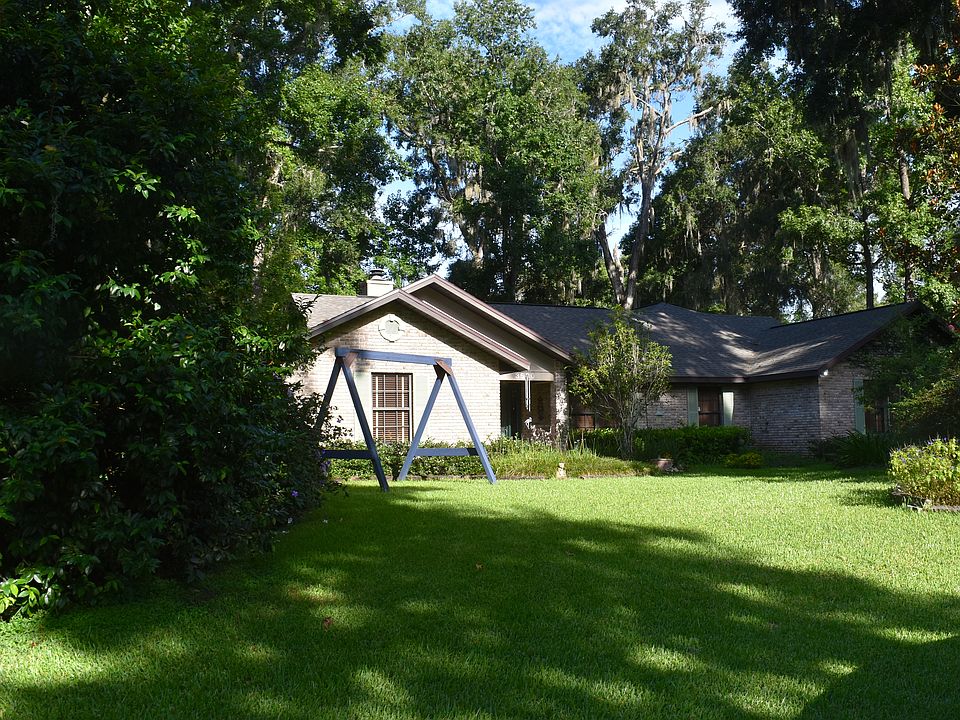 1st image of 3520 SE 18th Ave