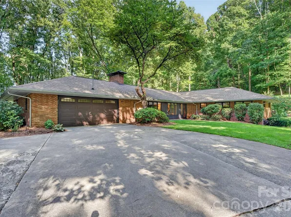 459 Forest Heights Dr, Marion, NC 28752