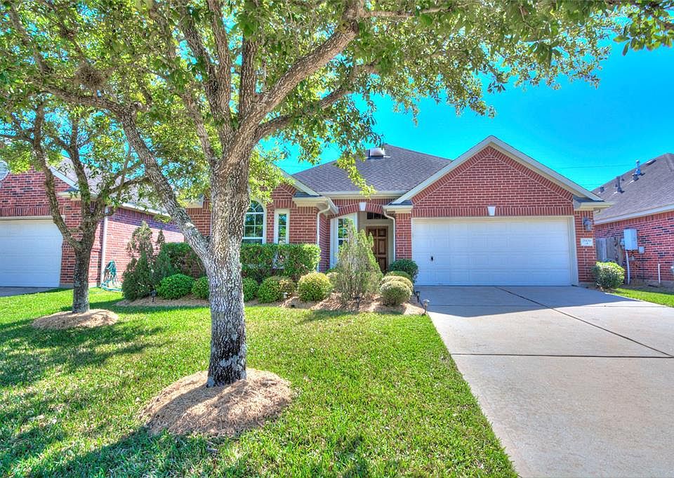 1st image of 2909 Ashbrook Ln