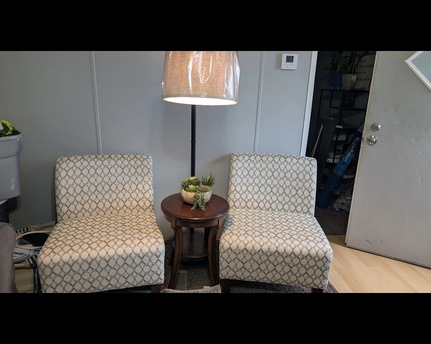 2 bed, 800 sqft, $1,000 — Photo 3