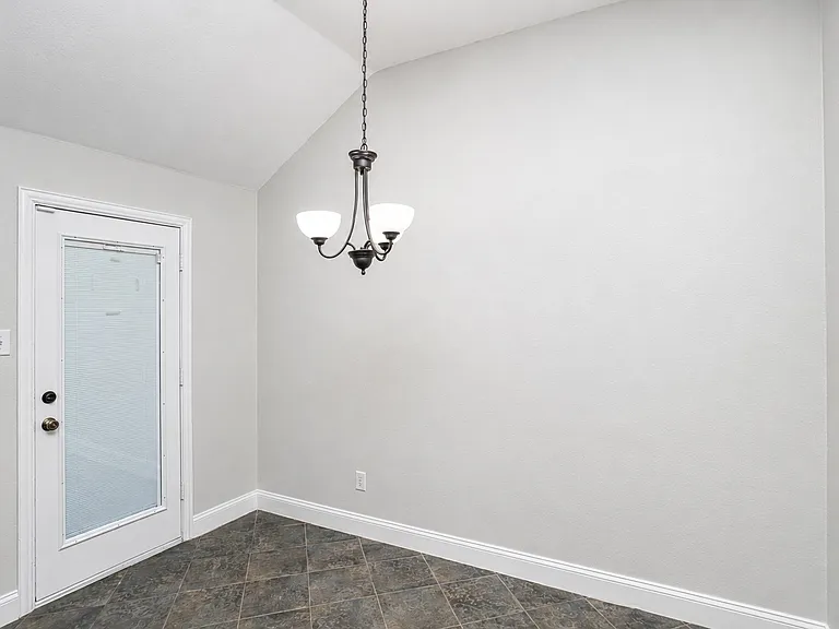 1816 Caddo Lake Dr — Photo 9