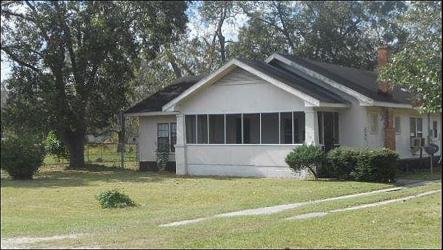 2nd image of 1205 Nevada Ave