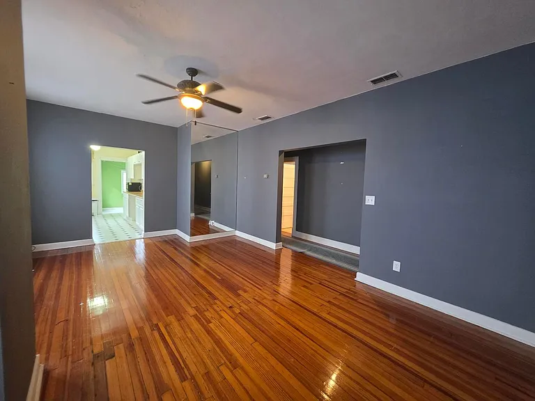 714 Redgate Ave #5 — Photo 7