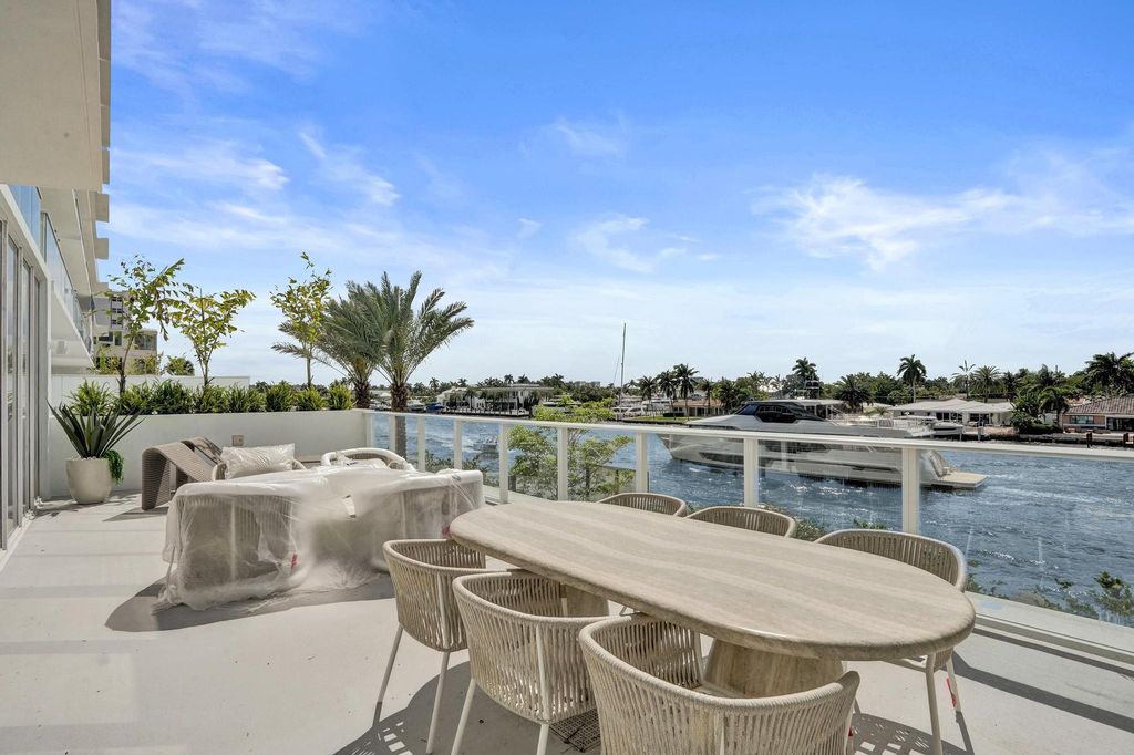 407 N Riverside Drive #203, photo 4