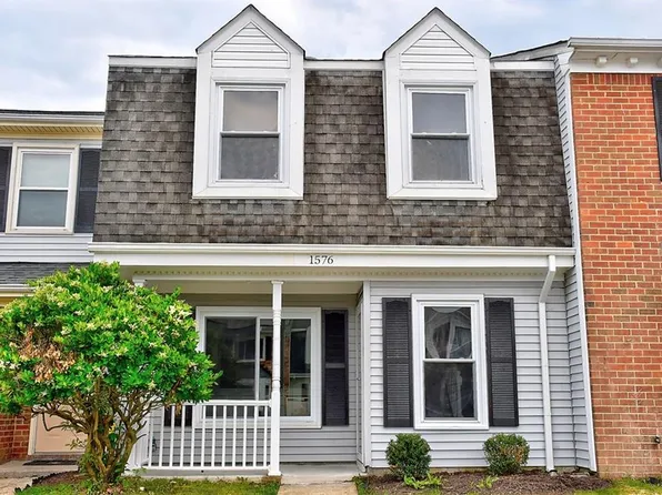 1576 Jameson Dr, Virginia Beach, VA 23464