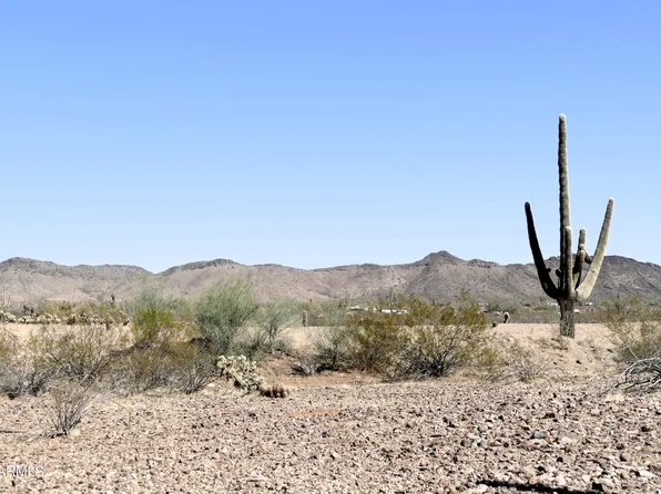 331xxx W Cloud Road W #32, Wittmann, AZ 85361