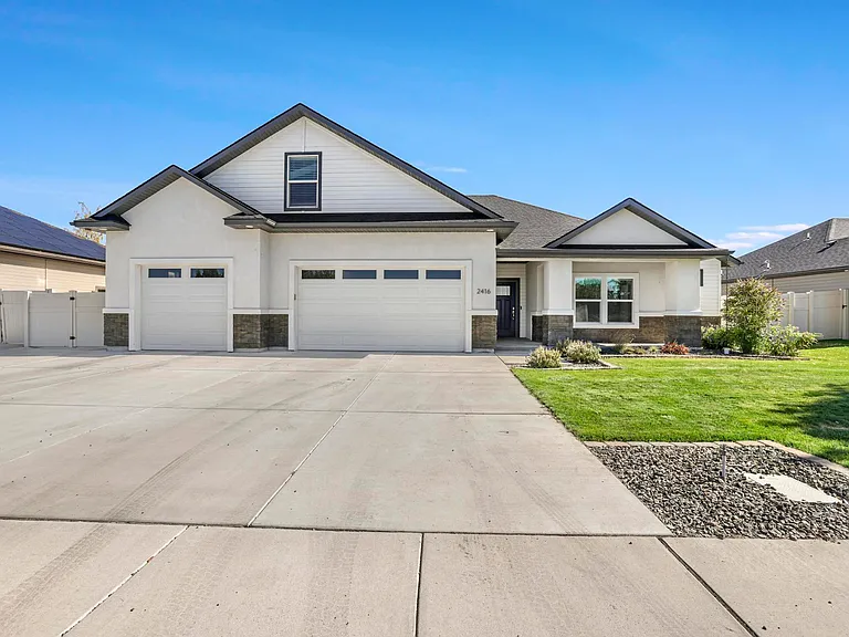 2416 Blick Ln — Photo 44