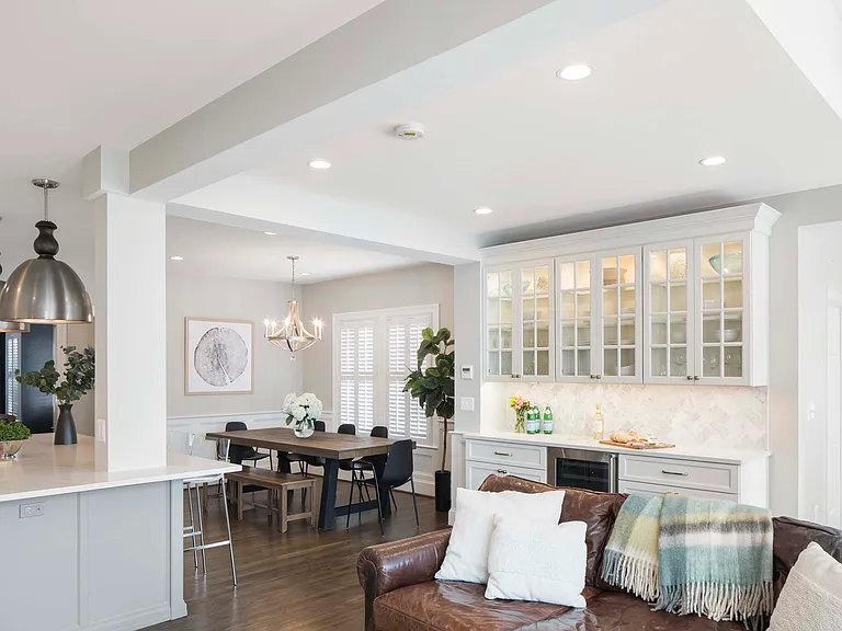 3752 Benton St NW — Photo 4