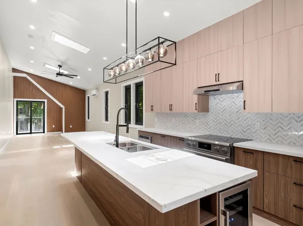 14 Schuyler St #4, Dorchester, MA 02121