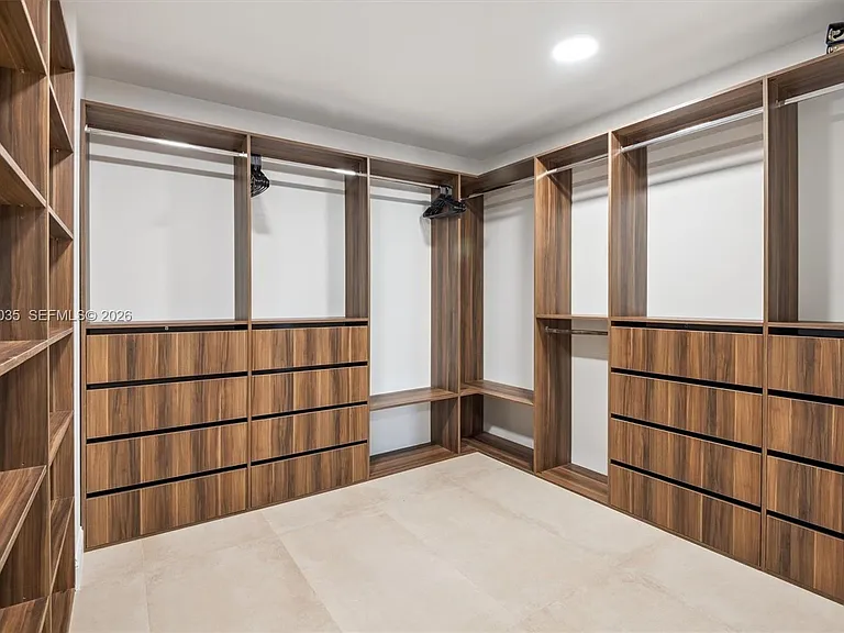 19707 Turnberry Way #12L — Photo 19