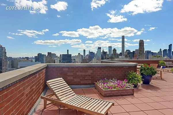 Sold by Corcoran | media 20