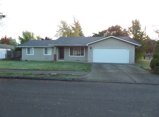 6368 C St, Springfield, OR 97478