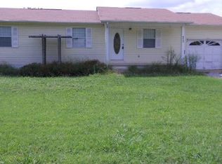 905 Shelly Rd, Decherd, TN 37324