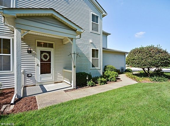 2nd image of 2951 Hillsboro Ct