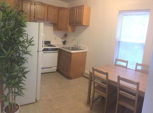 10 Adams Ct, Quincy, MA 02169