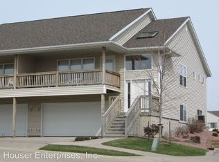 25 Redtail Bnd, Coralville, IA 52241