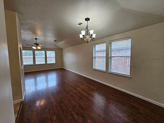 5th image of 2300 Hayes St