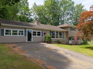 271 Elmwood Dr, Meriden, CT 06450
