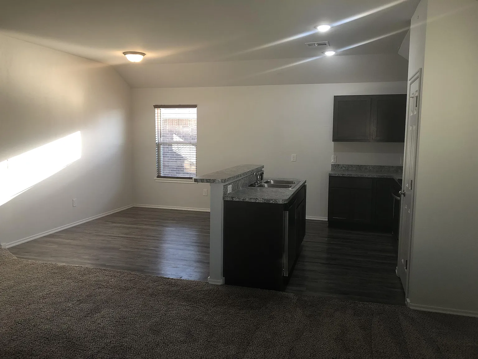 11017 NW 98th St - 1 — Photo 3