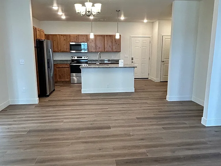 The Overlook Apartments — Photo 56