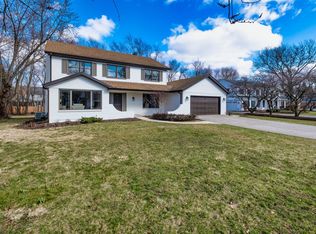 219 Burgess Rd, Geneva, IL 60134