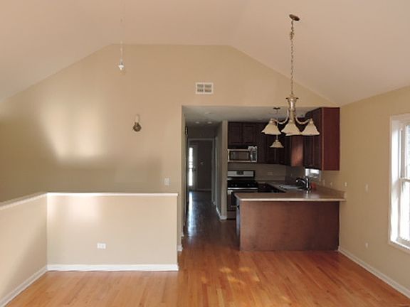 5th image of 1828 N Narragansett Ave