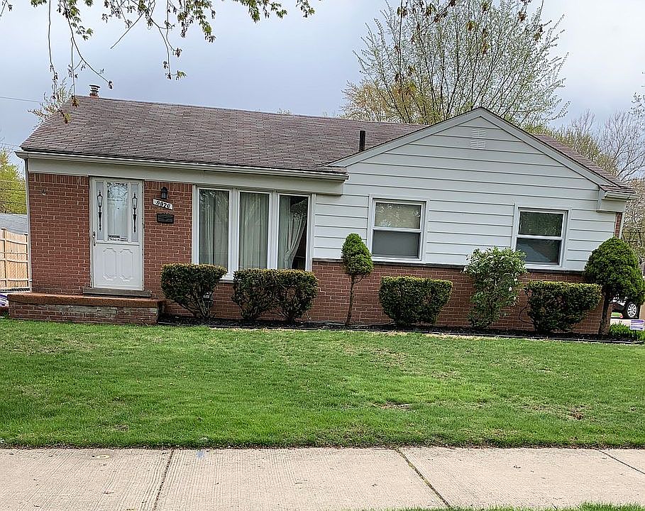 1st image of 9976 Flamingo St