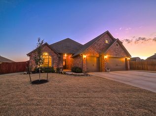 4904 NW 155th St, Edmond, OK 73013