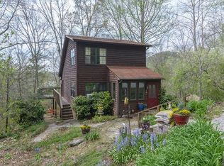 18 Katie Ln, Swannanoa, NC 28778