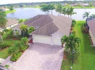 800 Sarina Ter SW, Vero Beach, FL 32968