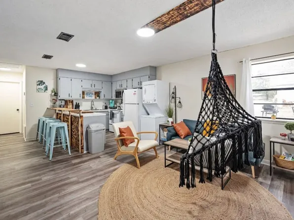 2001 N 61st Ave, Pensacola, FL