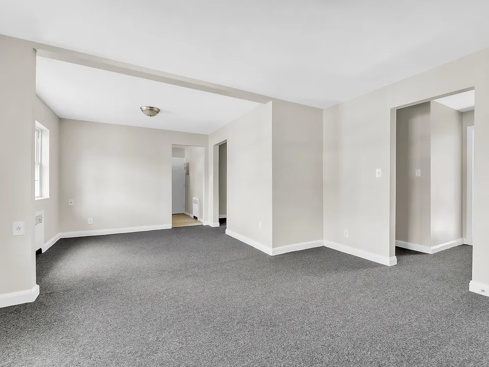 41-N1B2 Niles St #N1-2B
