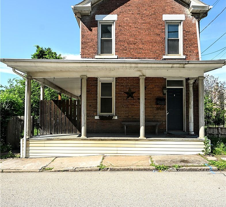 1st image of 697 E Main St