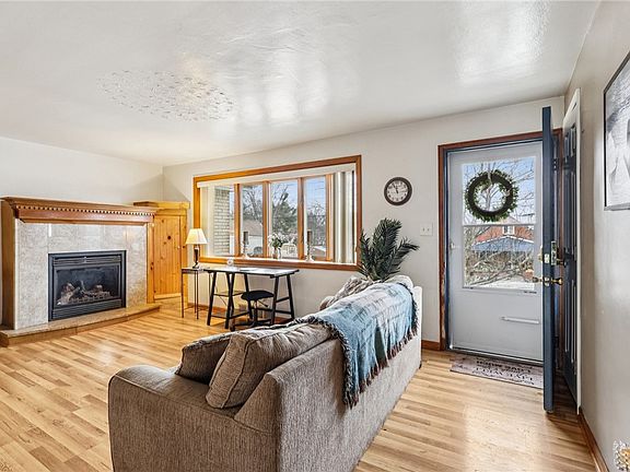 2nd image of 300 Sherrie Dr