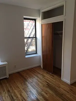 Rented by Eric Goodman Realty Corp | media 14