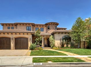 11281 Loch Lomond Rd, Rossmoor, CA 90720