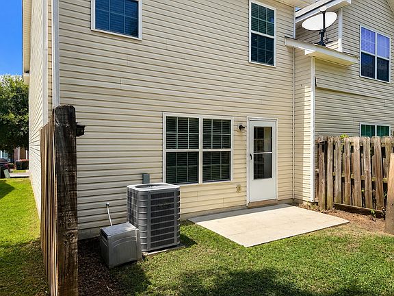 2nd image of 2022 Reserve Ln