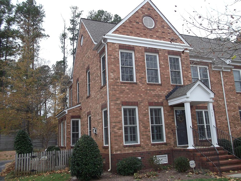 1st image of 257 Herman Melville Ave