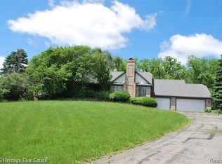 2072 Scio Church Ct, Ann Arbor, MI 48103